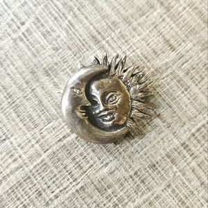 Vintage sun  ☀️ and moon 🌙  brooch